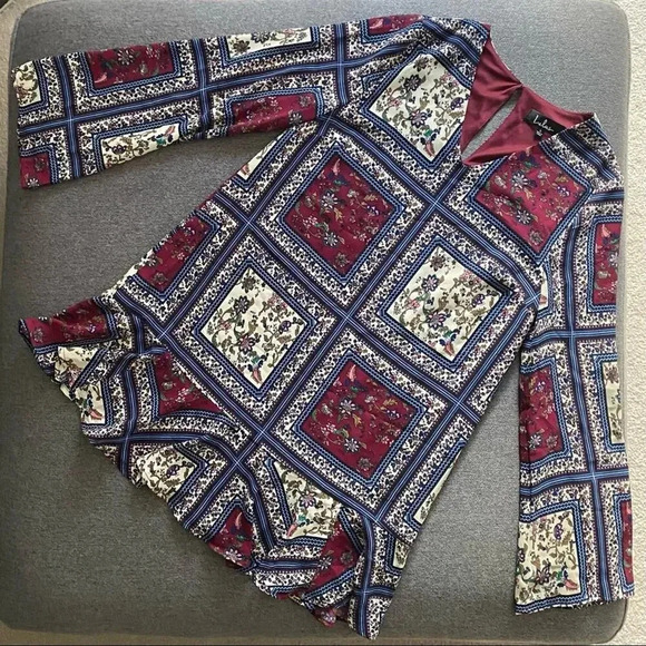 Lulu’s Crack A Smile Floral Patchwork Shift Dress Small - Picture 3 of 10